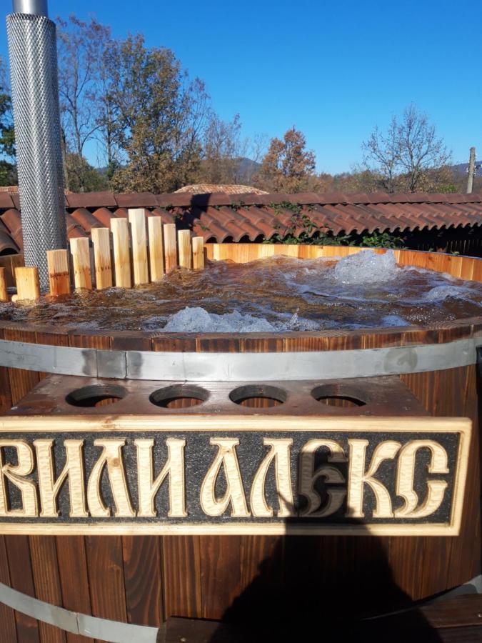 Вили Алекс Elena Εξωτερικό φωτογραφία